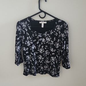 JM Collection Black and White Floral Sparkle Women's Top